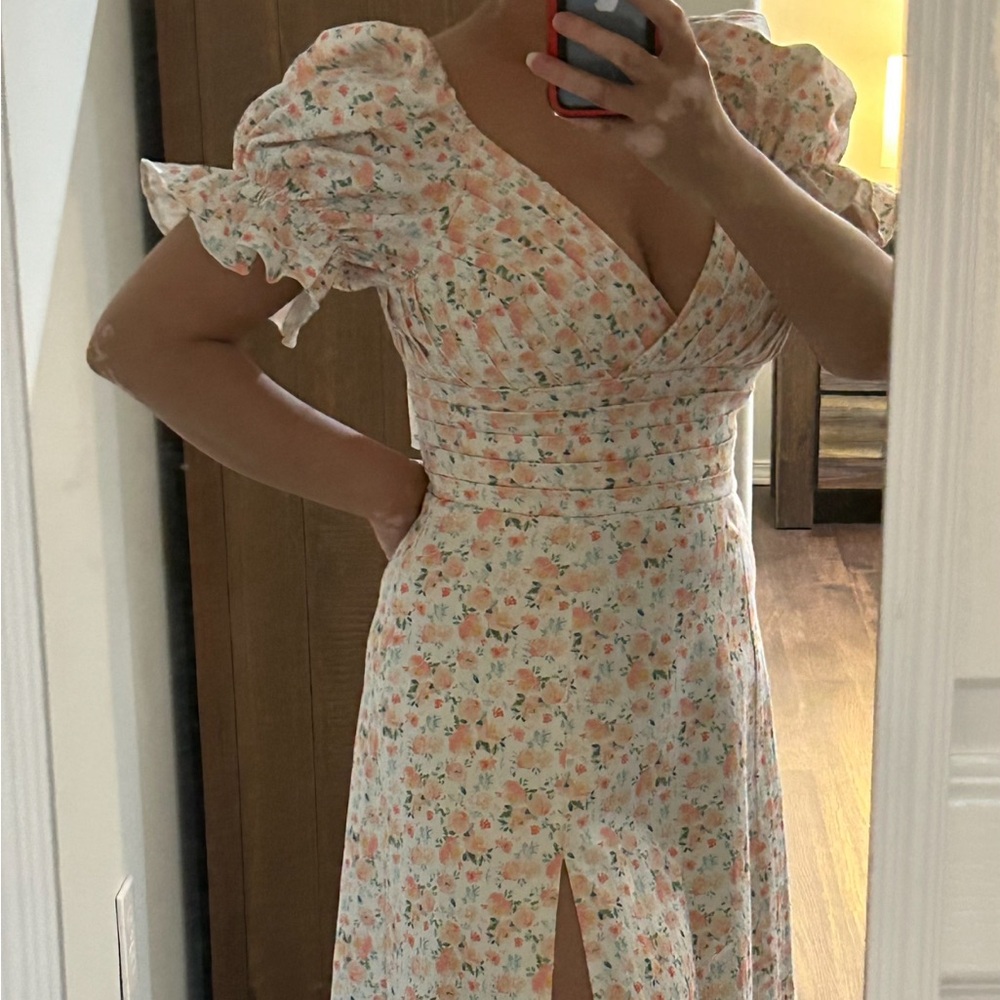 Lavish Alice puff sleeve coral floral dress NWT US size 6 - Picture 2 of 3